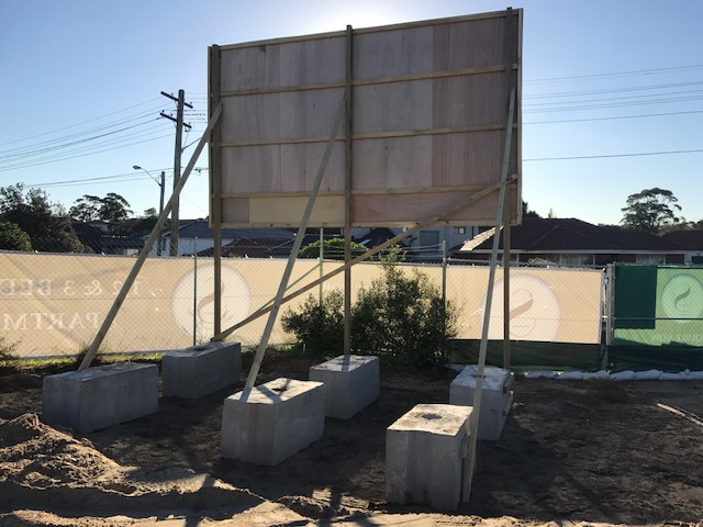 Sbysilkarl Real Estate Signage